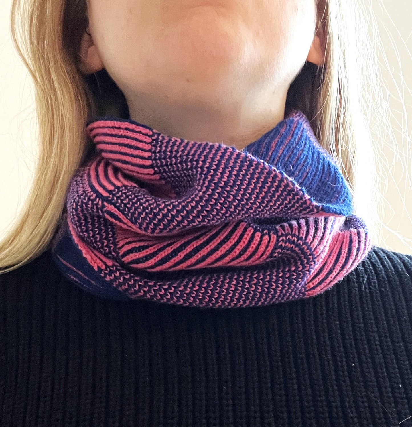 Big repeats neck snood