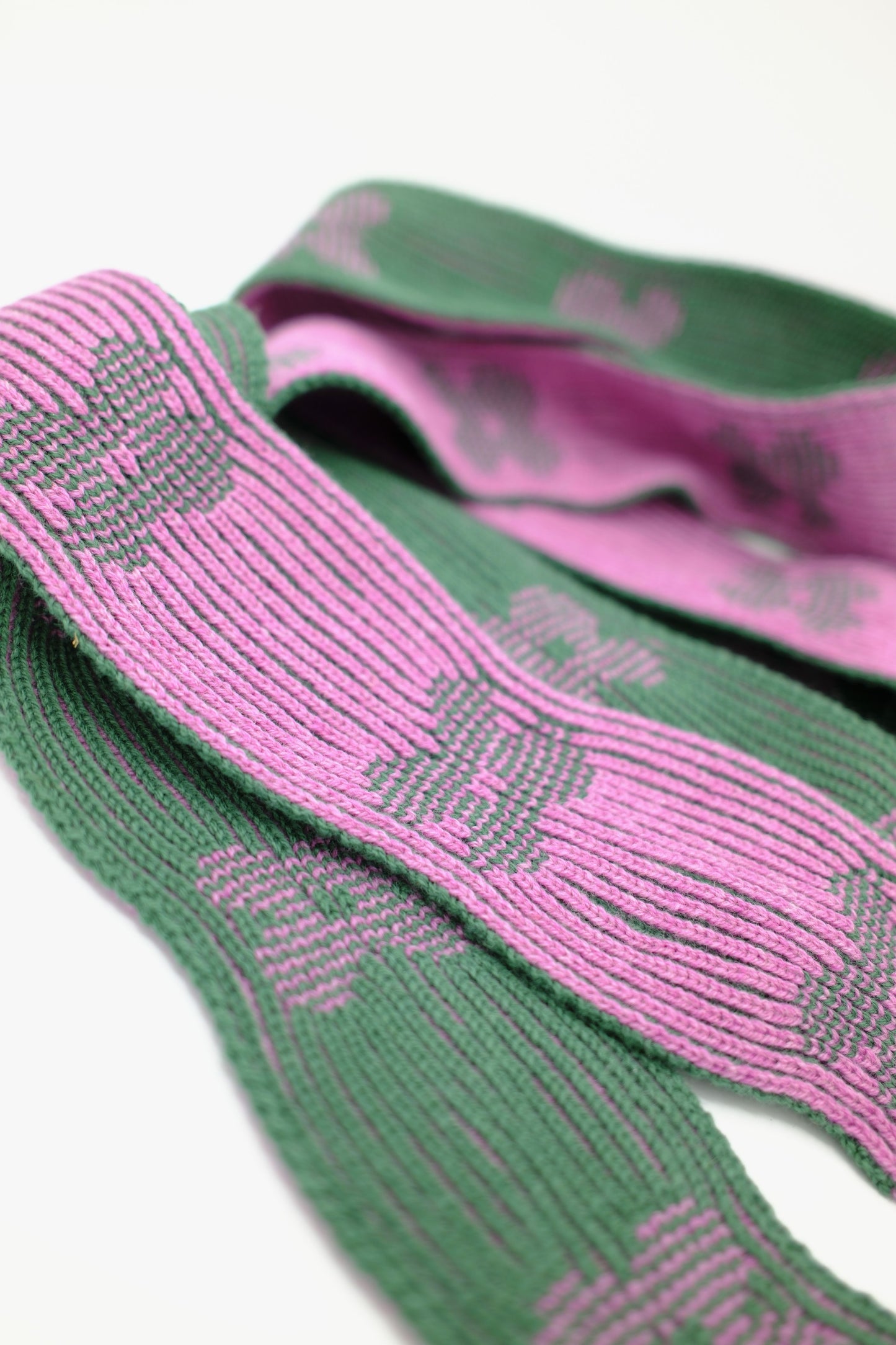 Tiny scarf for cold spring