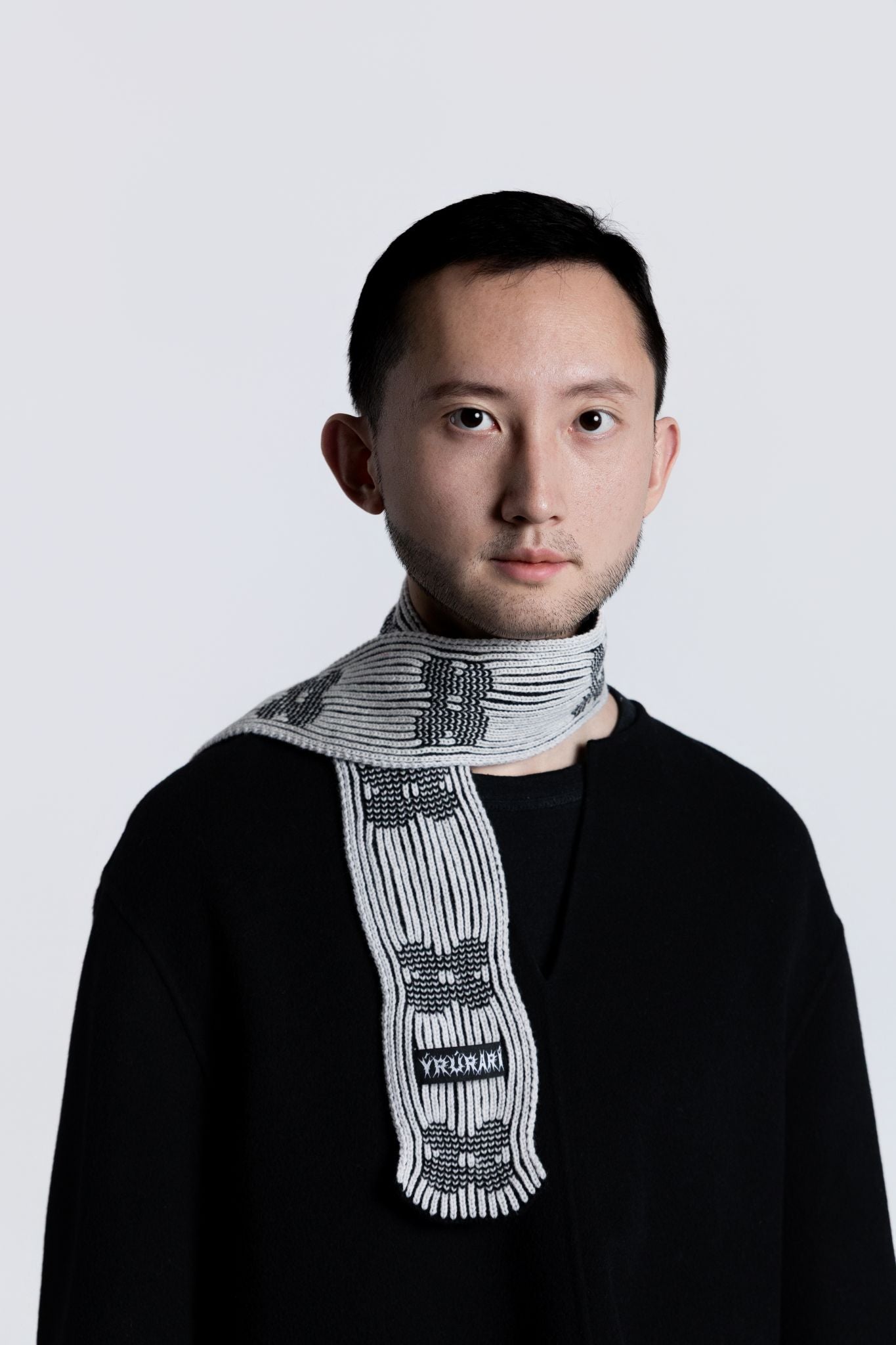 Tiny tiny scarf for late summer