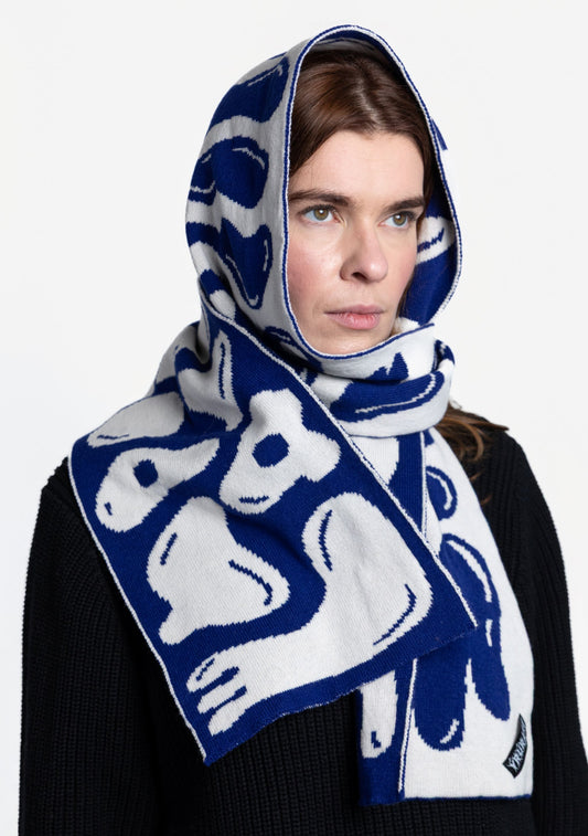 Partially whole scarf