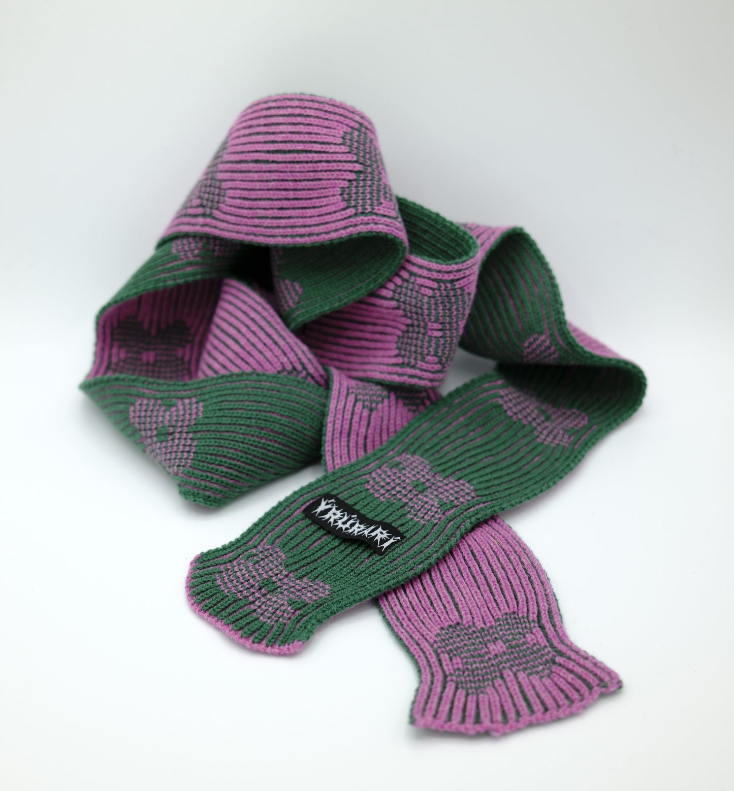 Tiny scarf for cold spring
